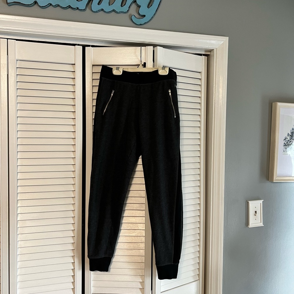 Victoria's Secret Pants SZ SM
